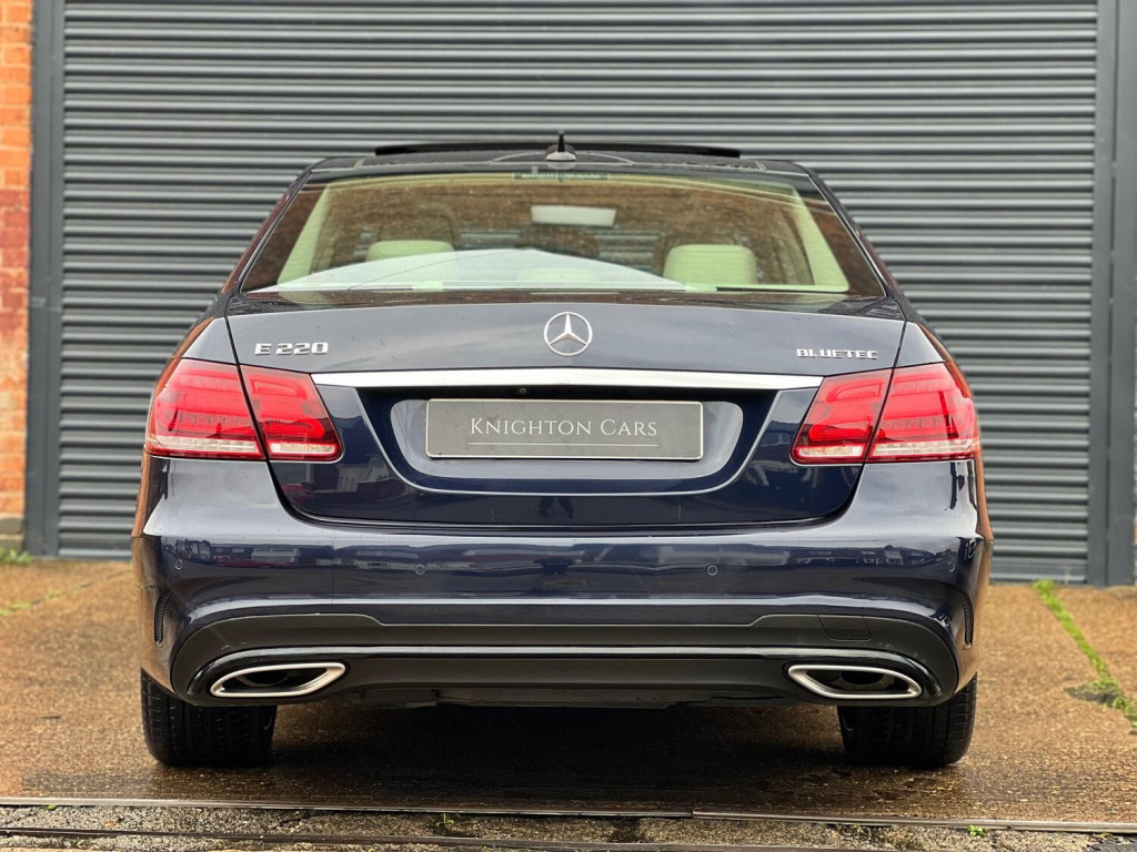 MERCEDES-BENZ E CLASS