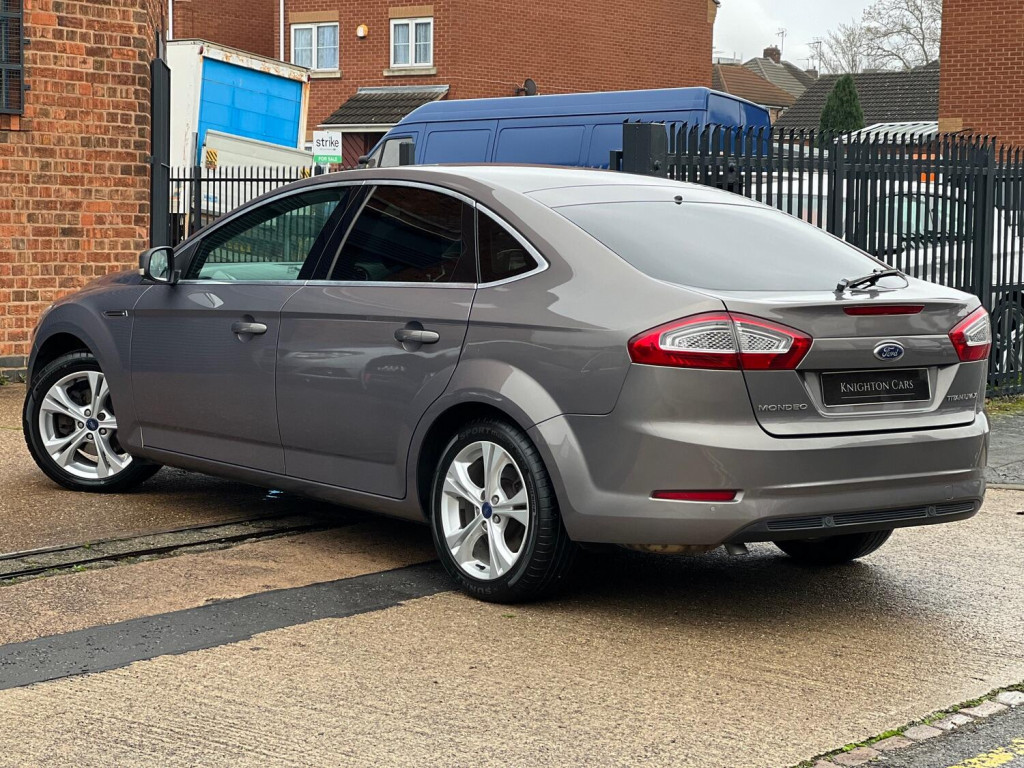 FORD MONDEO
