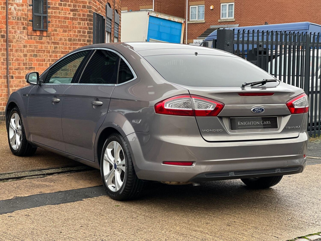 FORD MONDEO