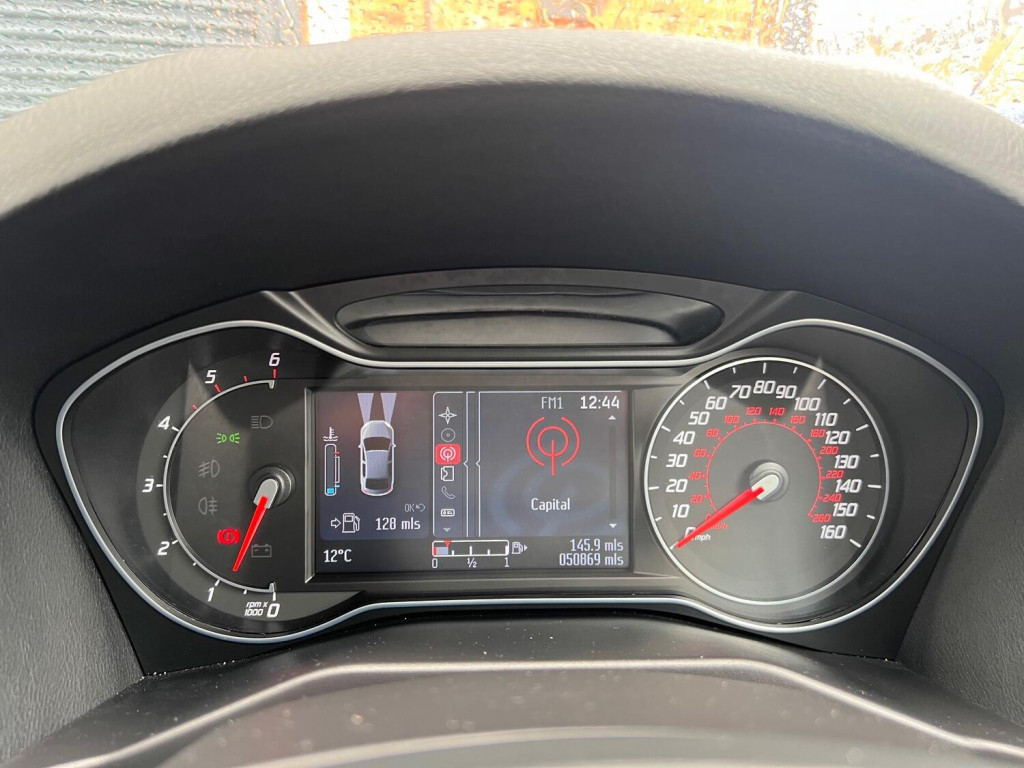 FORD MONDEO