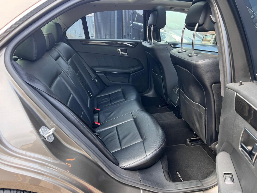 MERCEDES-BENZ E CLASS