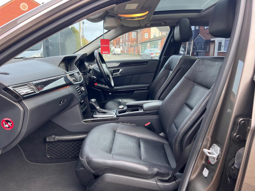 MERCEDES-BENZ E CLASS