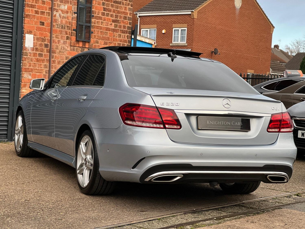 MERCEDES-BENZ E CLASS