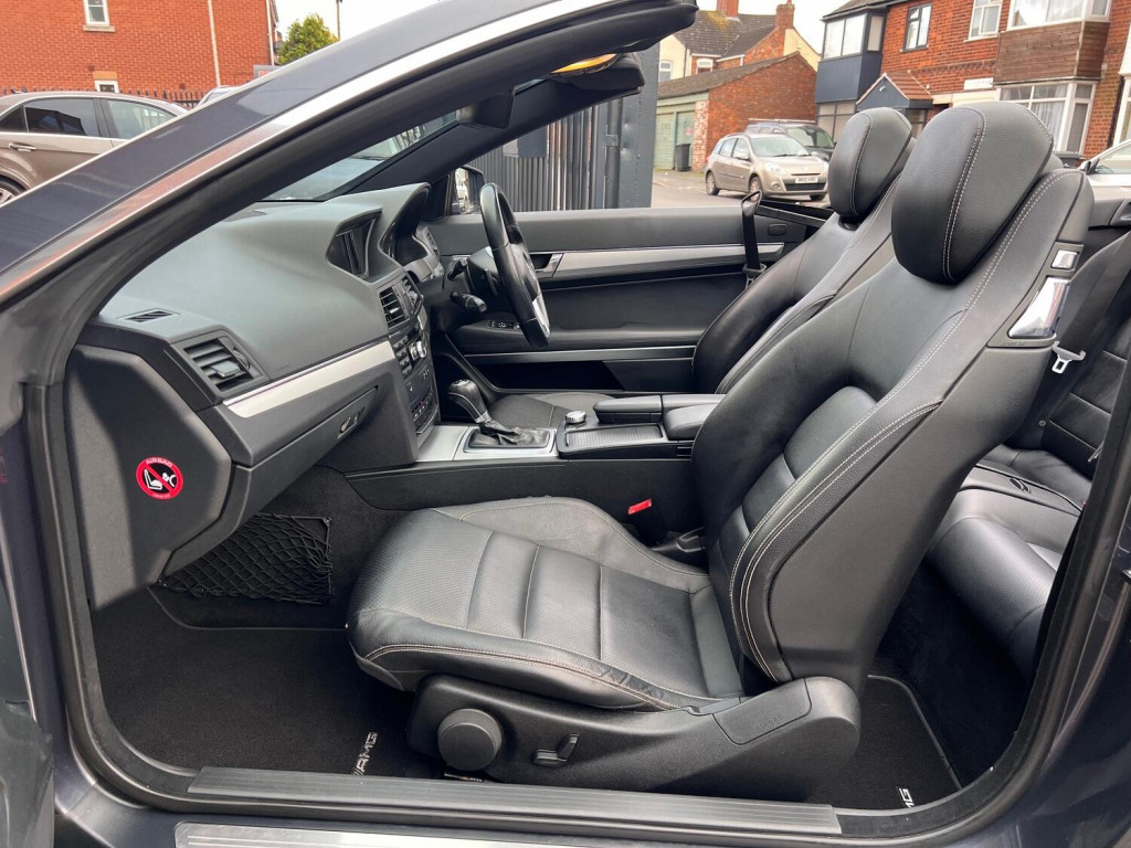 MERCEDES-BENZ E CLASS