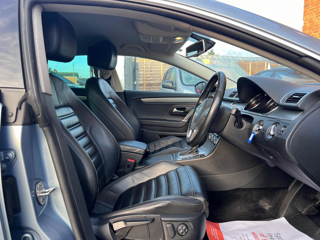 VOLKSWAGEN CC