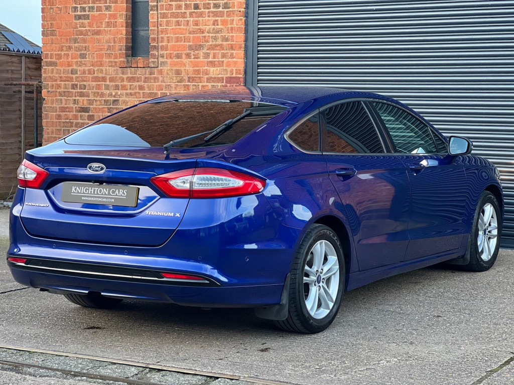 FORD MONDEO