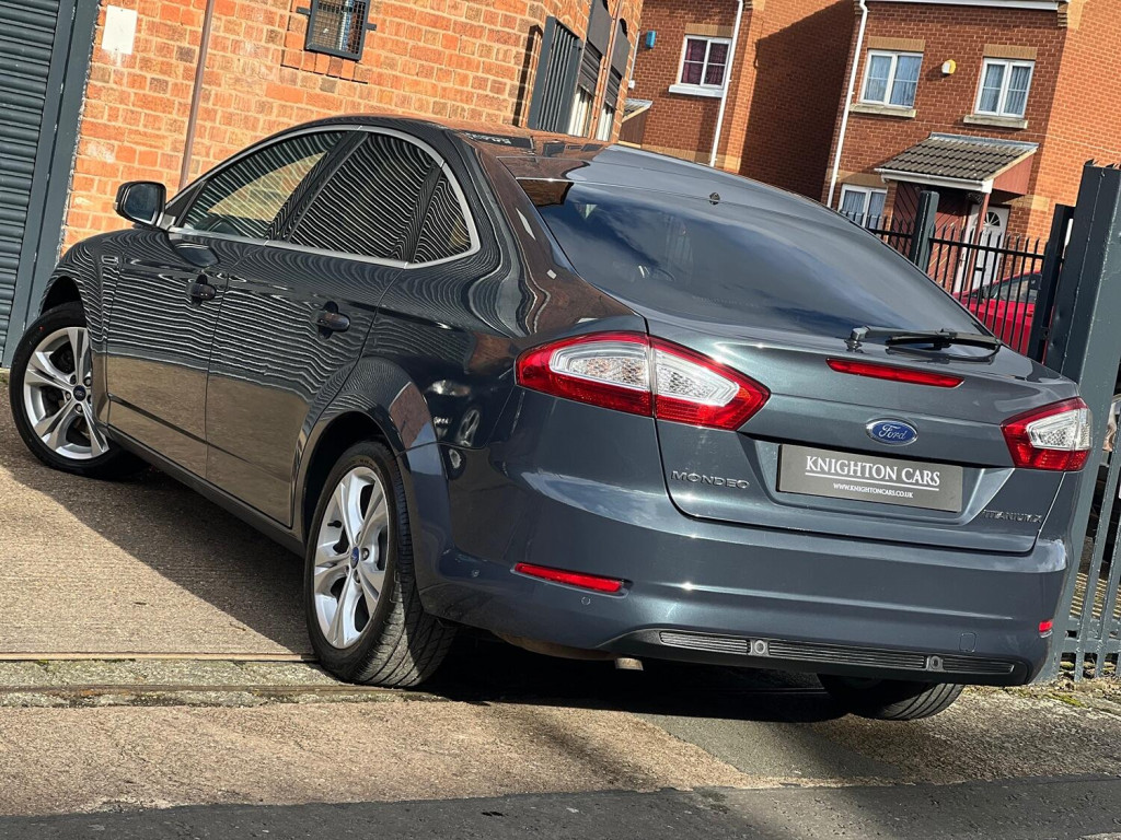 FORD MONDEO