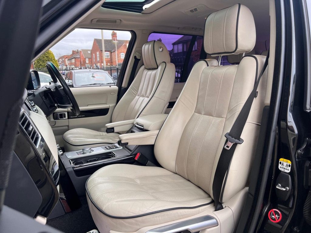 LAND ROVER RANGE ROVER