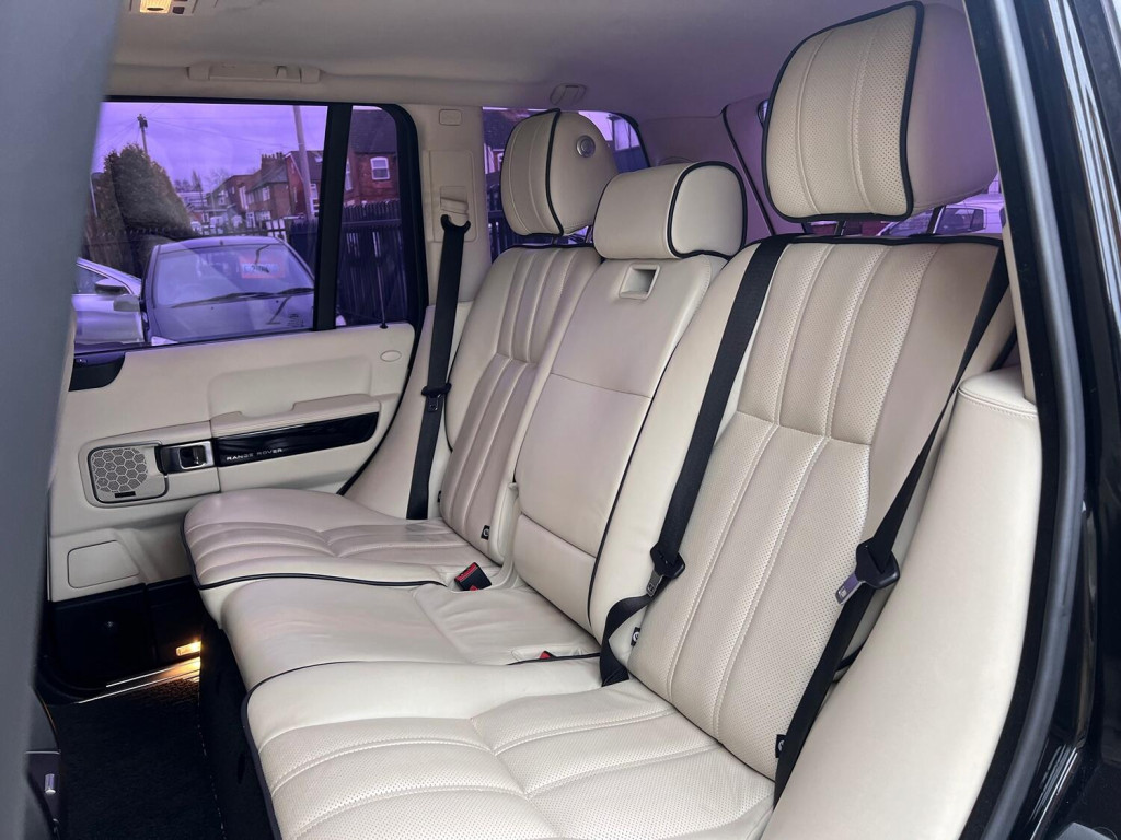 LAND ROVER RANGE ROVER