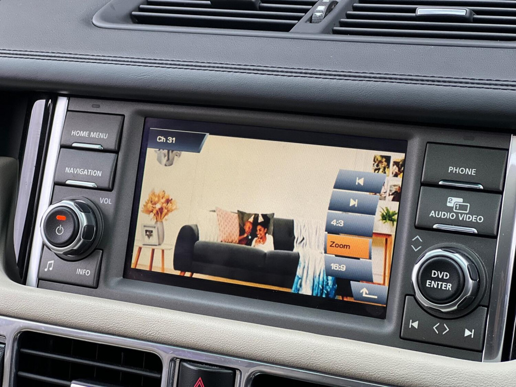 LAND ROVER RANGE ROVER