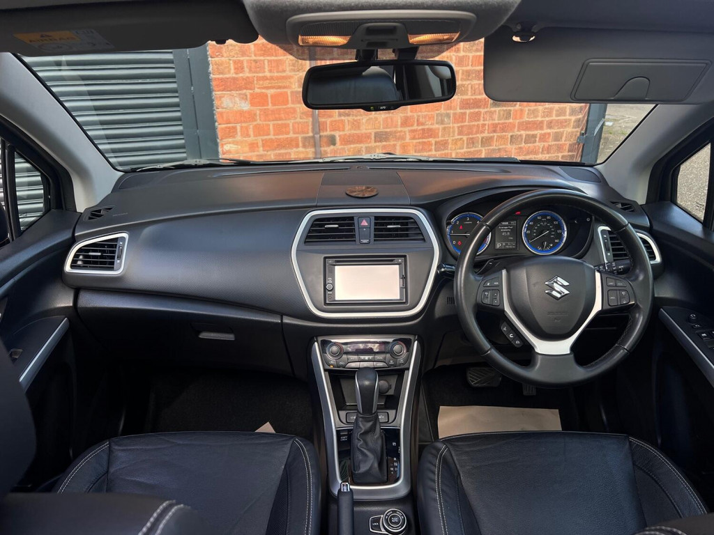 View SUZUKI SX4 S-CROSS 1.6 DDiS SZ5 