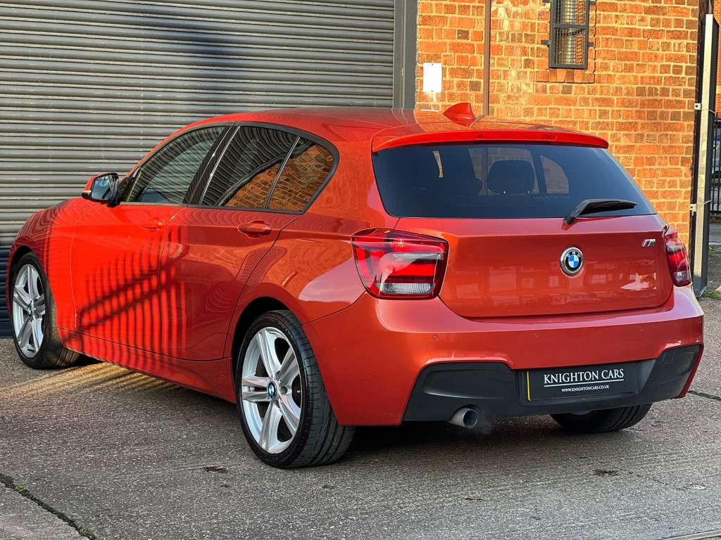 BMW 1 SERIES
