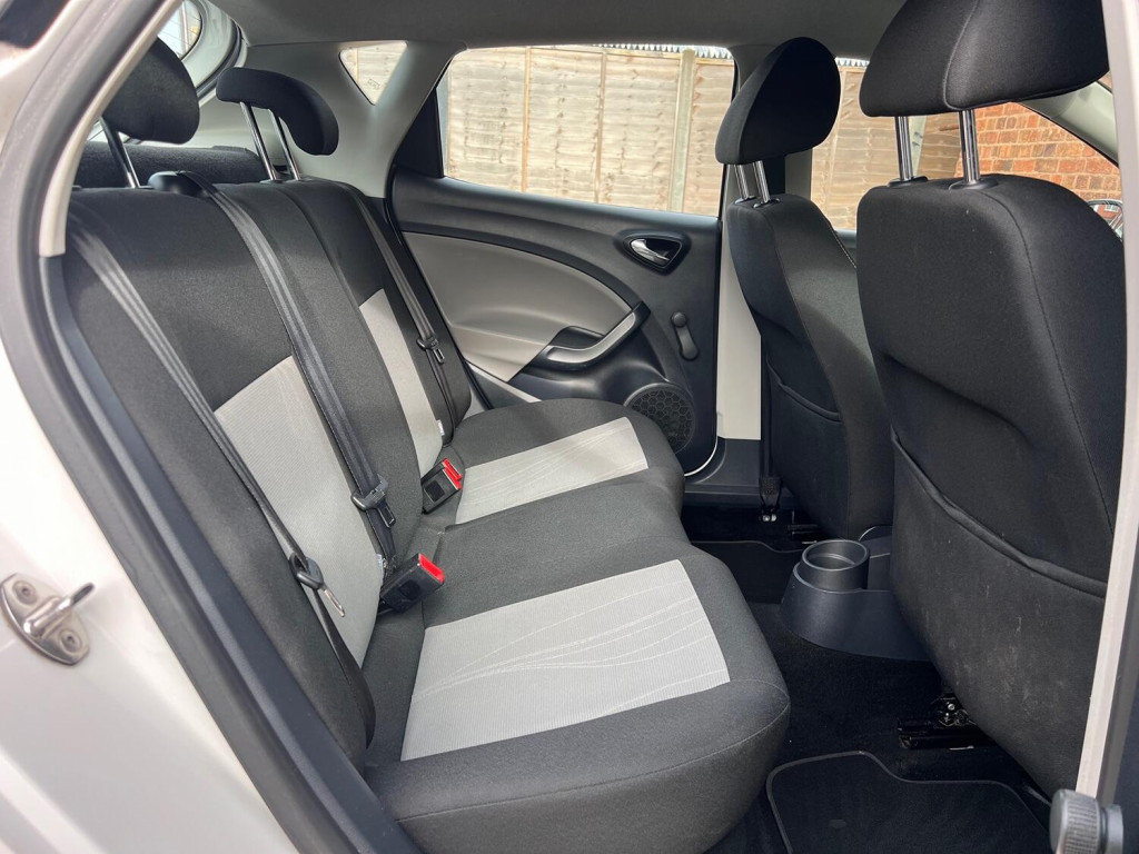 SEAT IBIZA