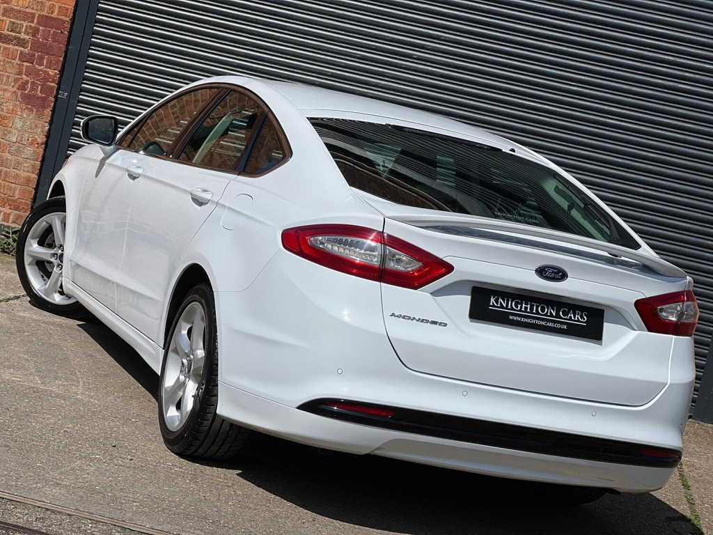 View FORD MONDEO 2.0 TDCi Titanium
