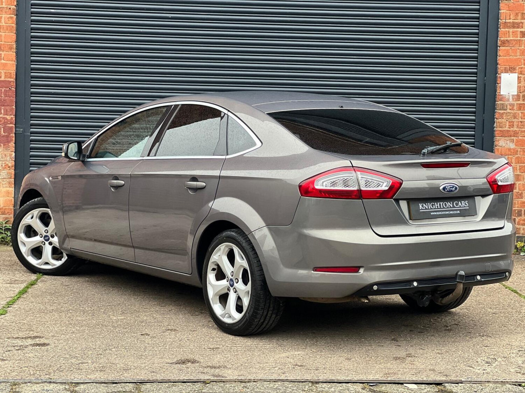 FORD MONDEO