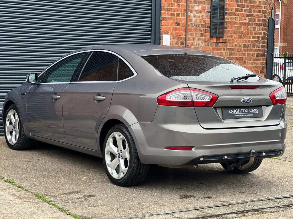 FORD MONDEO