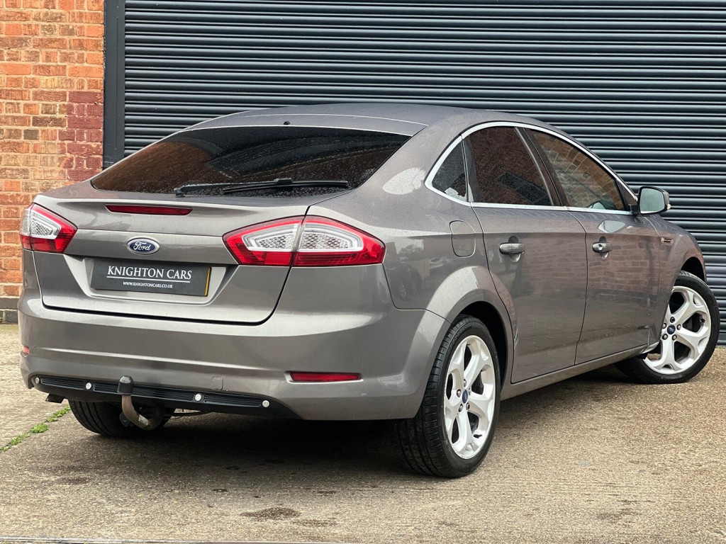 FORD MONDEO
