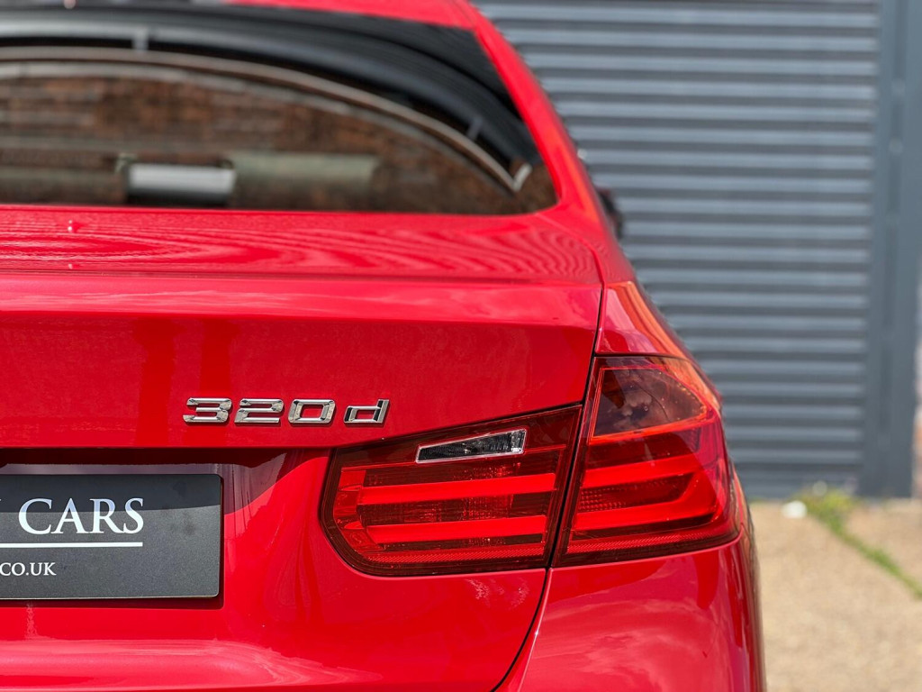 BMW 3 SERIES