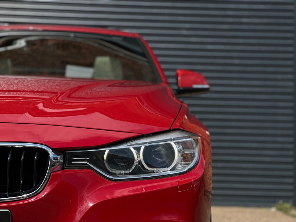 BMW 3 SERIES