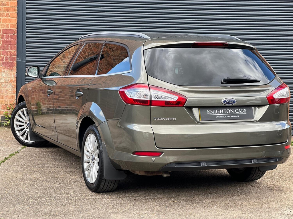 FORD MONDEO