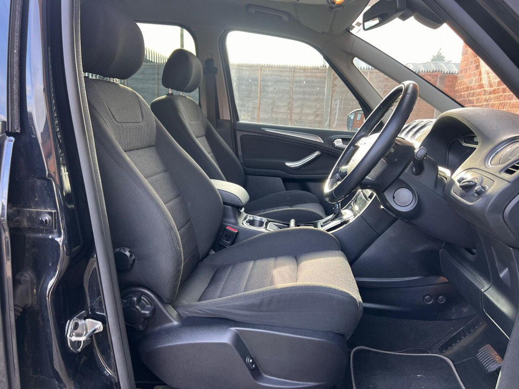 FORD GALAXY