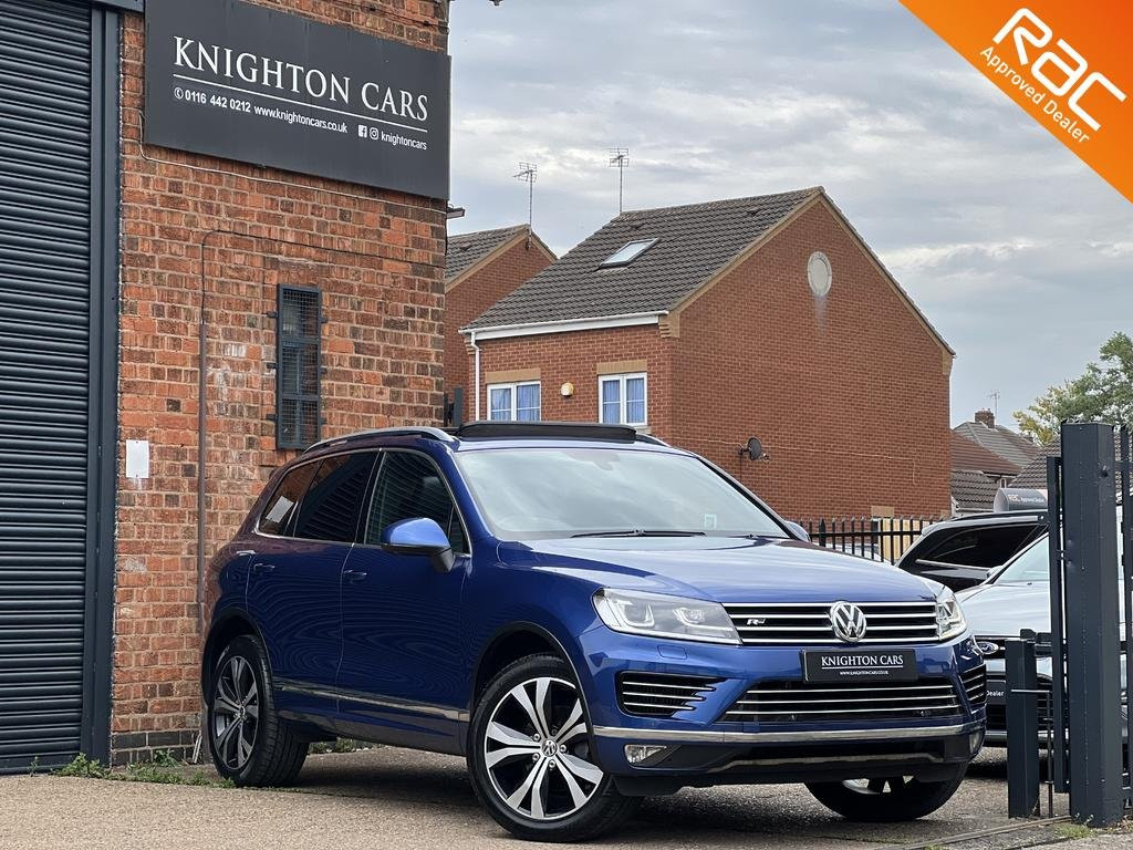 View VOLKSWAGEN TOUAREG 3.0 TDI V6 BlueMotion Tech R-Line