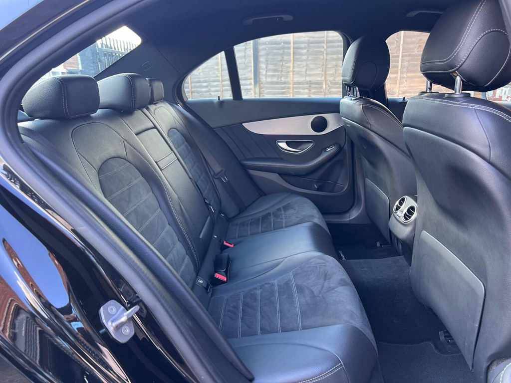 MERCEDES-BENZ C CLASS