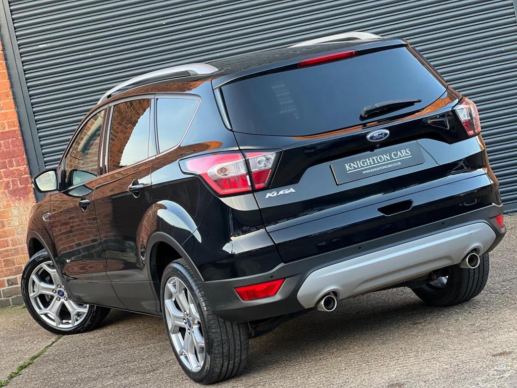 View FORD KUGA 2.0 TDCi Titanium