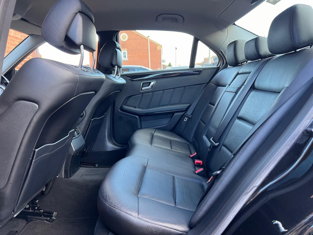 MERCEDES-BENZ E CLASS