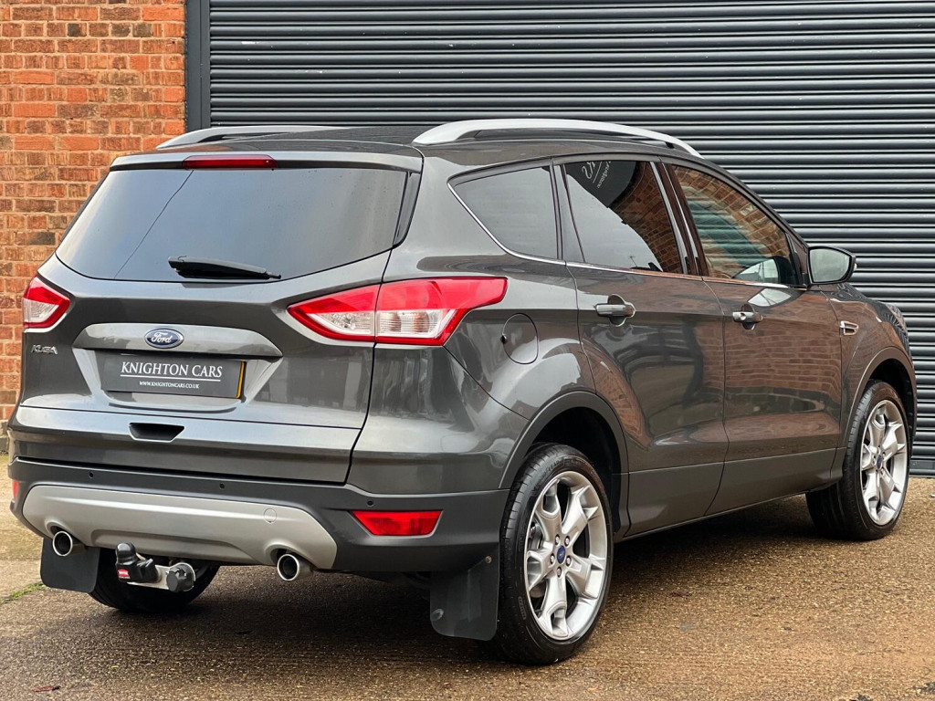 FORD KUGA