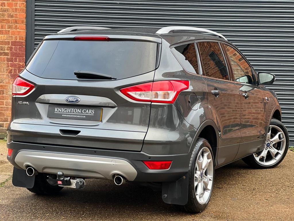 FORD KUGA