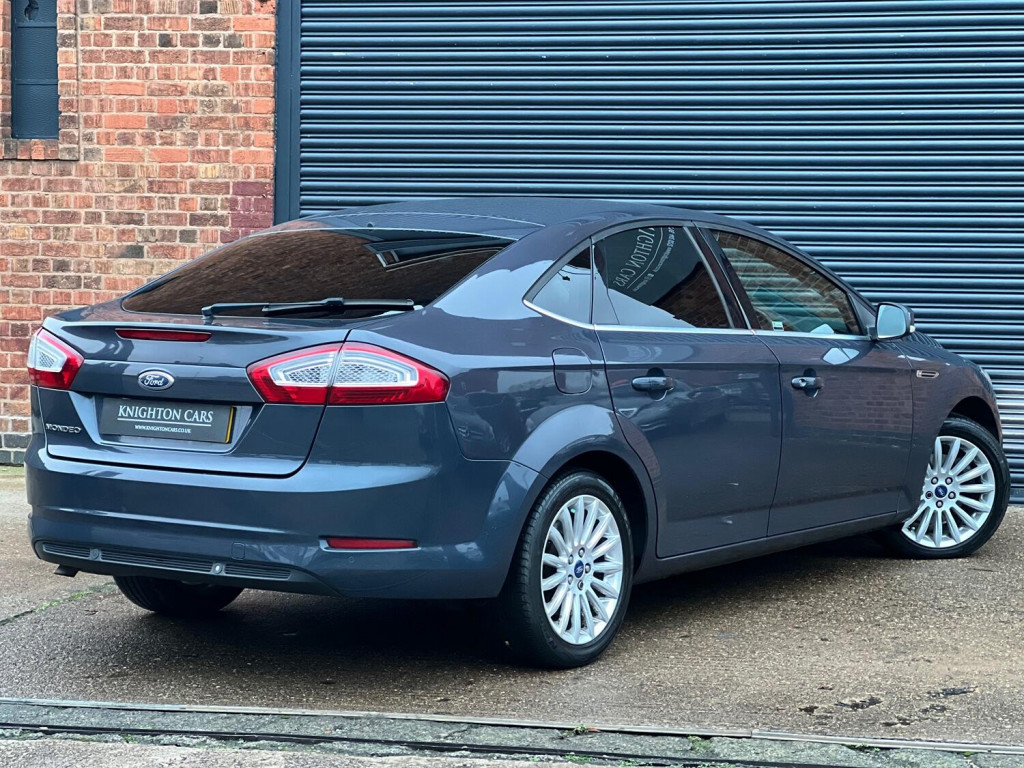 FORD MONDEO