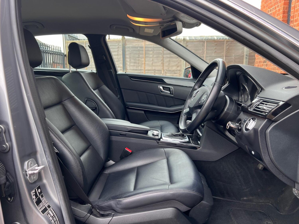 MERCEDES-BENZ E CLASS