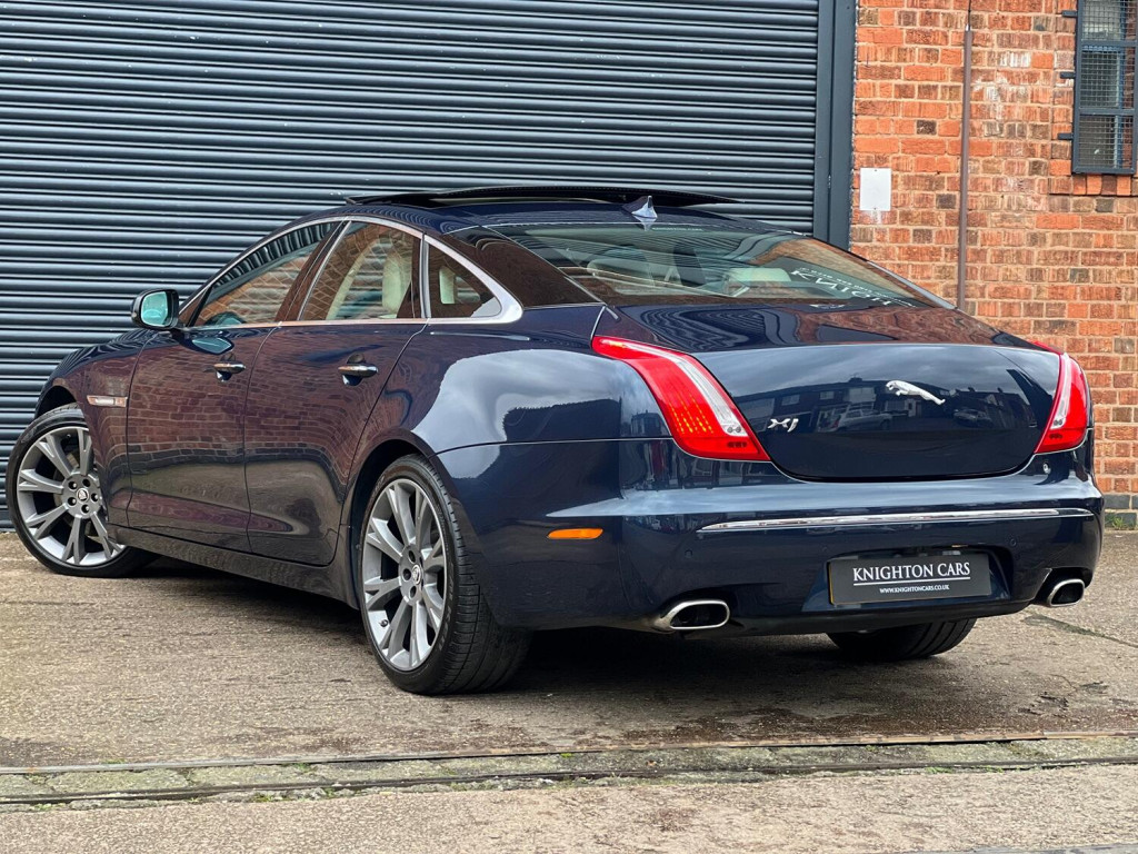JAGUAR XJ