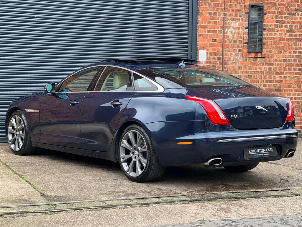 JAGUAR XJ