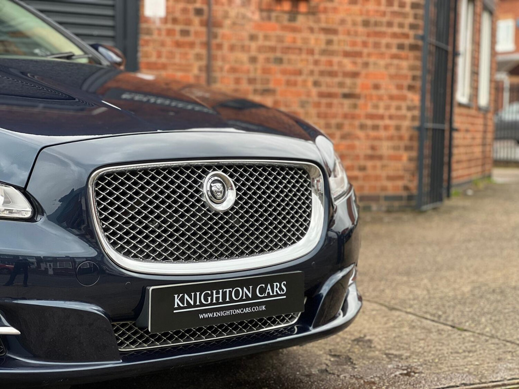 JAGUAR XJ