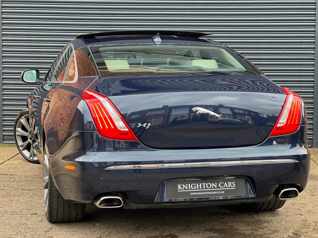 JAGUAR XJ