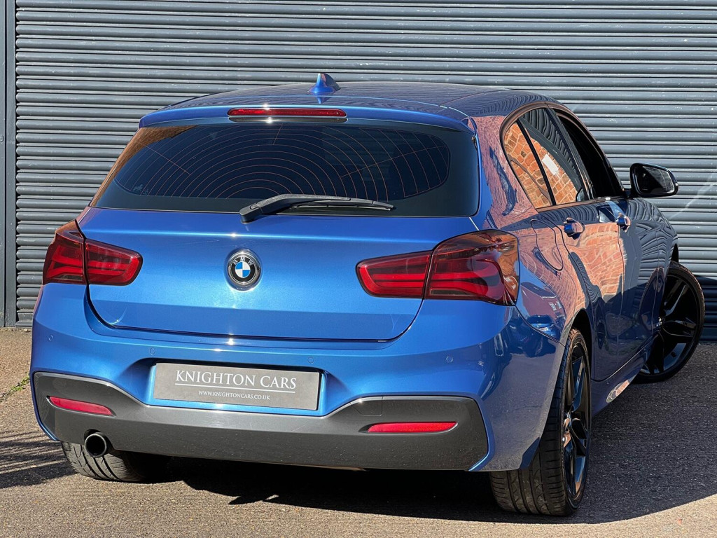 BMW 1 SERIES
