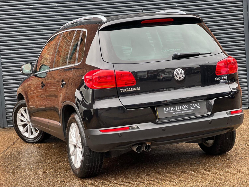 View VOLKSWAGEN TIGUAN 2.0 TDI BlueMotion Tech SE
