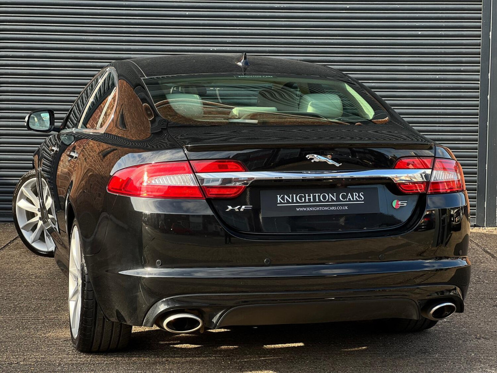 JAGUAR XF