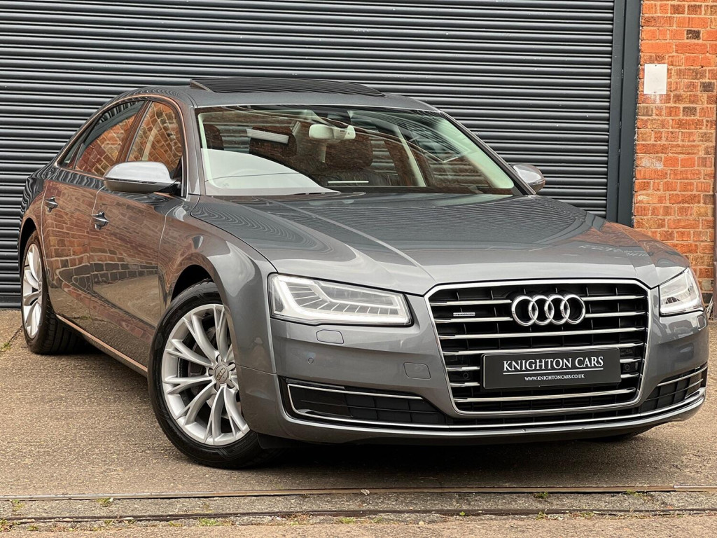 AUDI A8