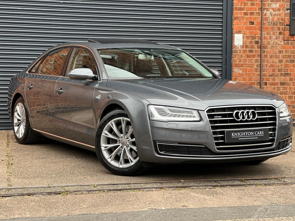 AUDI A8