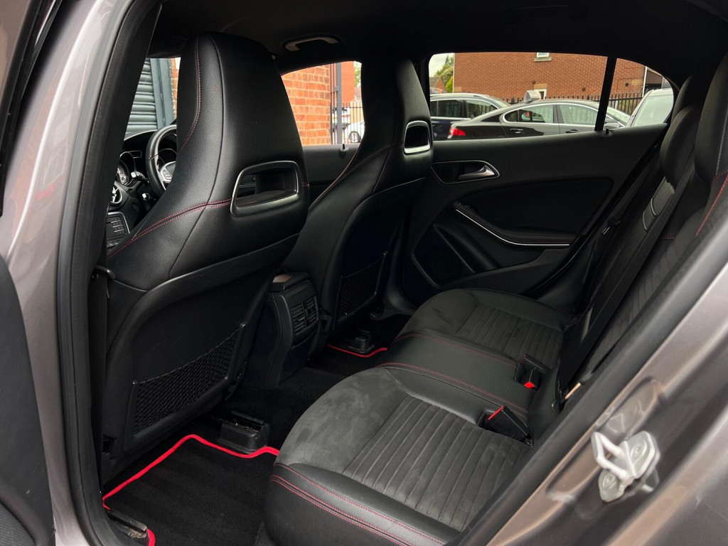 MERCEDES-BENZ GLA CLASS