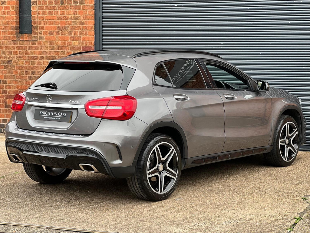 MERCEDES-BENZ GLA CLASS