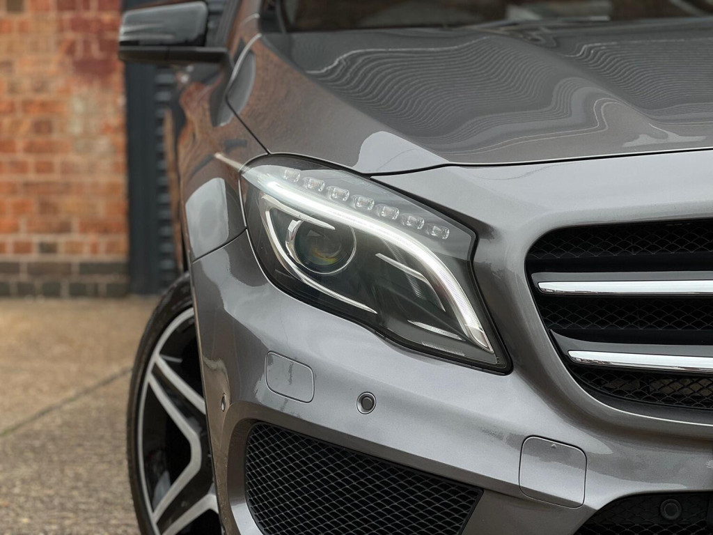 MERCEDES-BENZ GLA CLASS