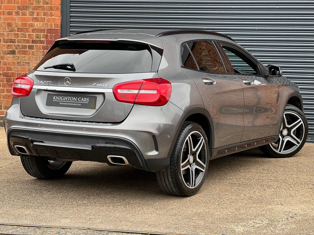 MERCEDES-BENZ GLA CLASS