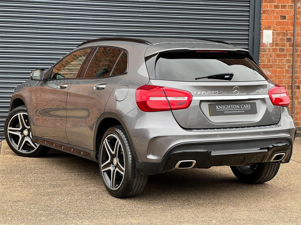 MERCEDES-BENZ GLA CLASS