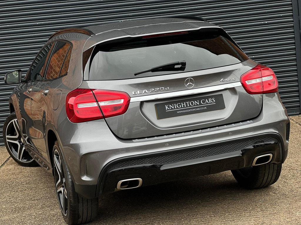 MERCEDES-BENZ GLA CLASS