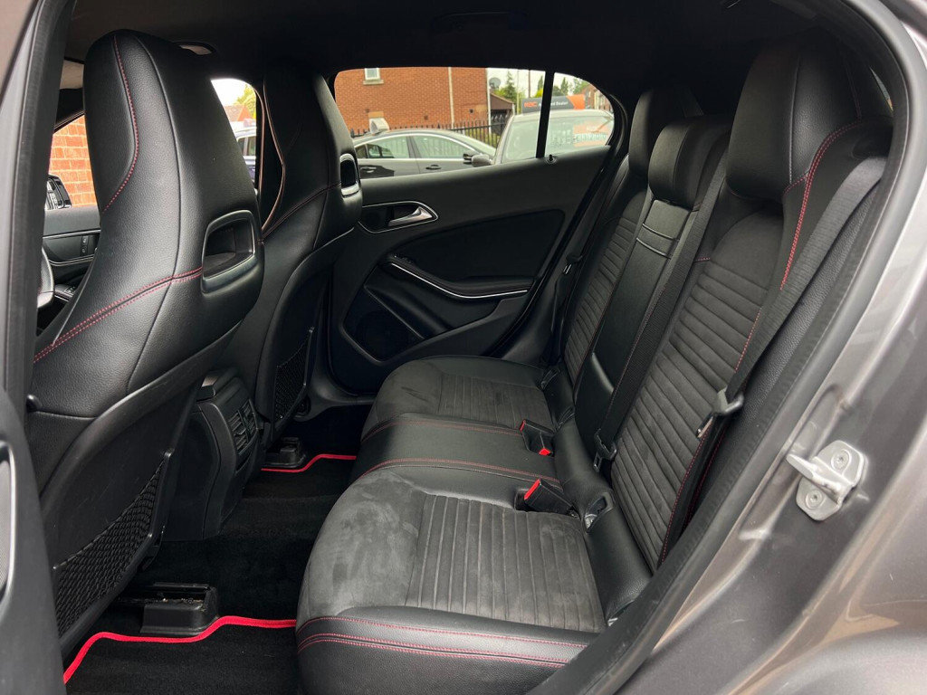 MERCEDES-BENZ GLA CLASS