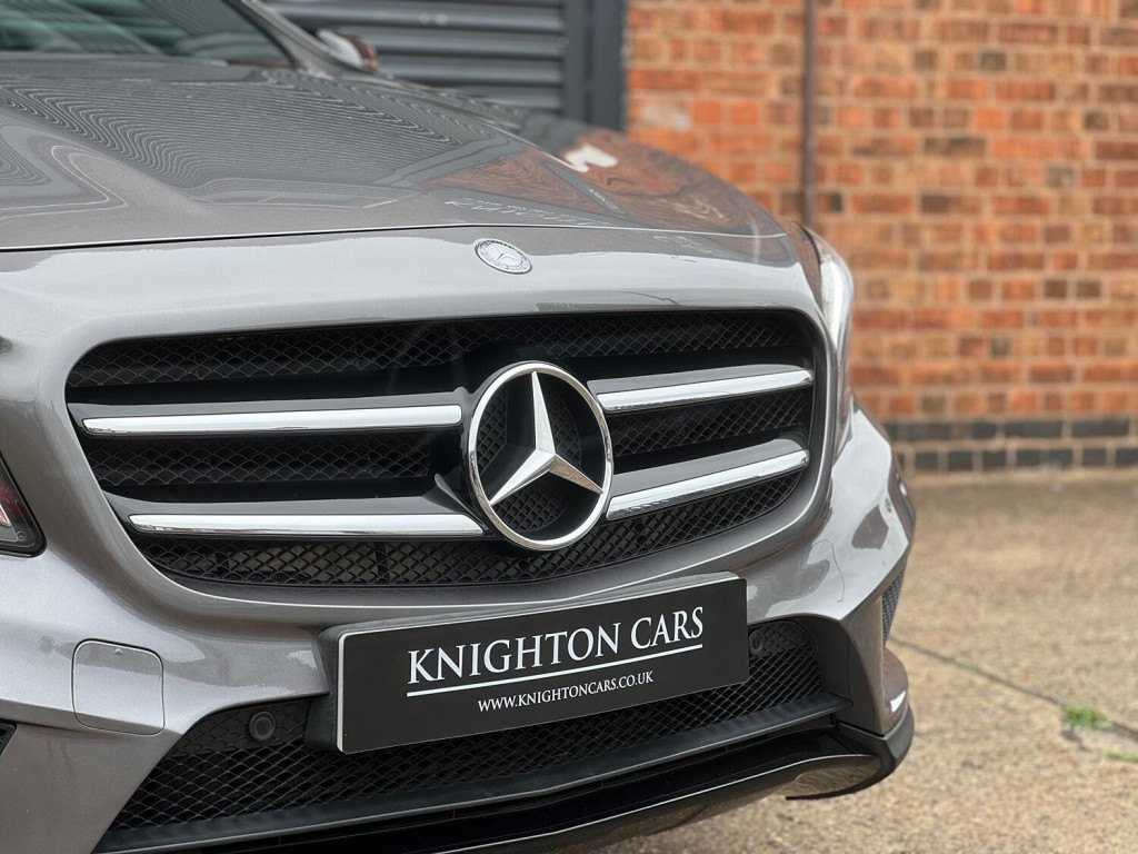MERCEDES-BENZ GLA CLASS